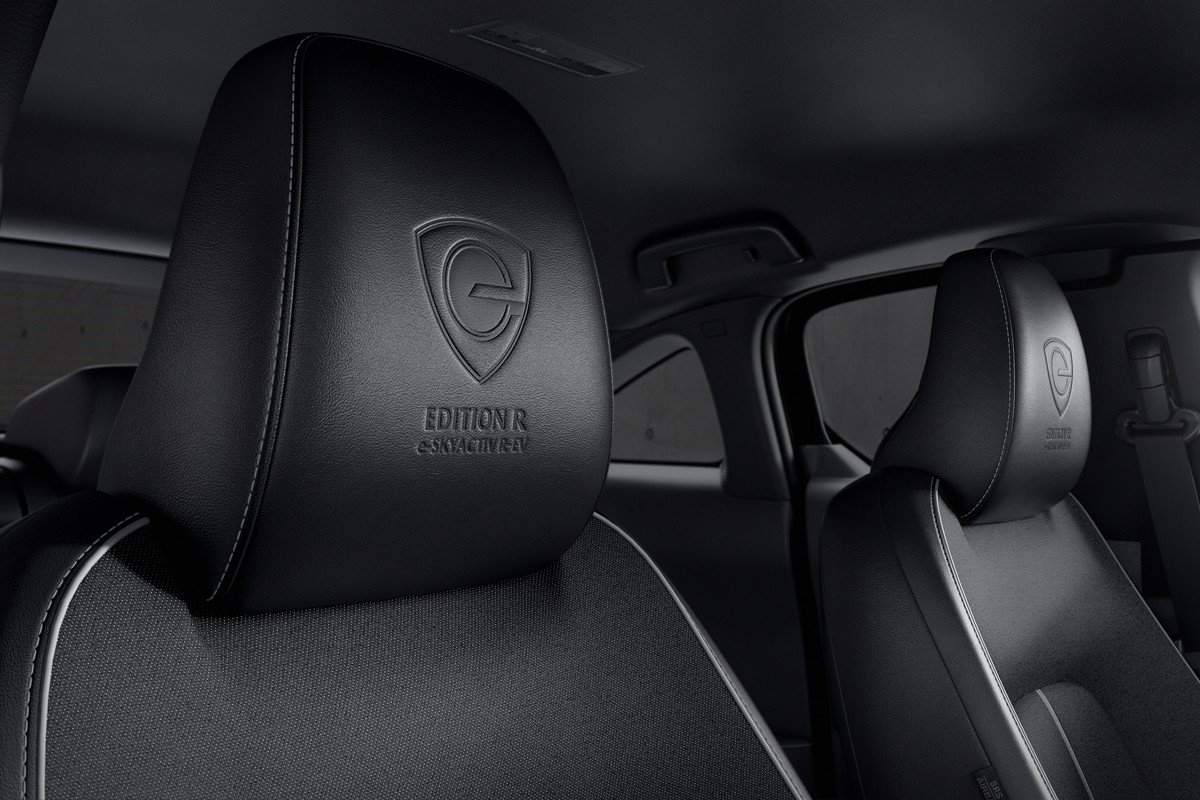 Nuevo Mazda MX-30 e-Skyactiv R-EV: vuelve el motor rotativo asociado a un eléctrico