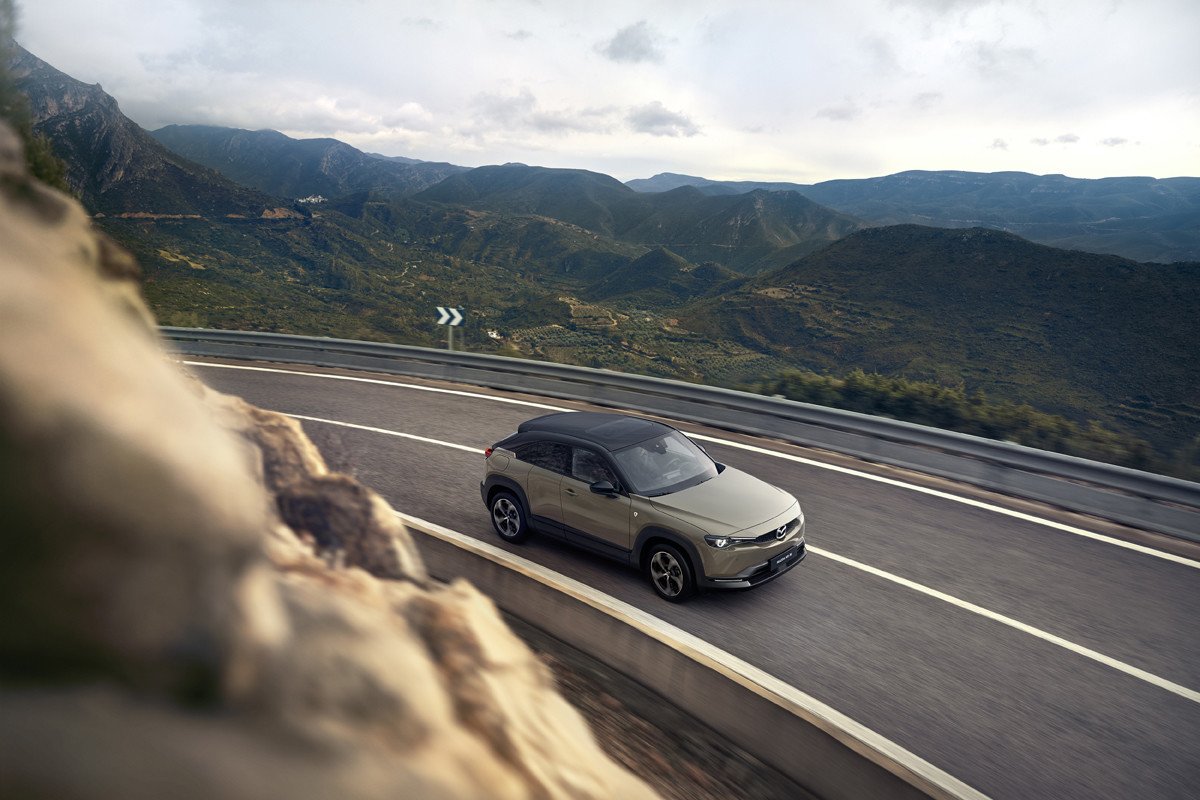 Mazda MX-30 e-Skyactiv R-EV