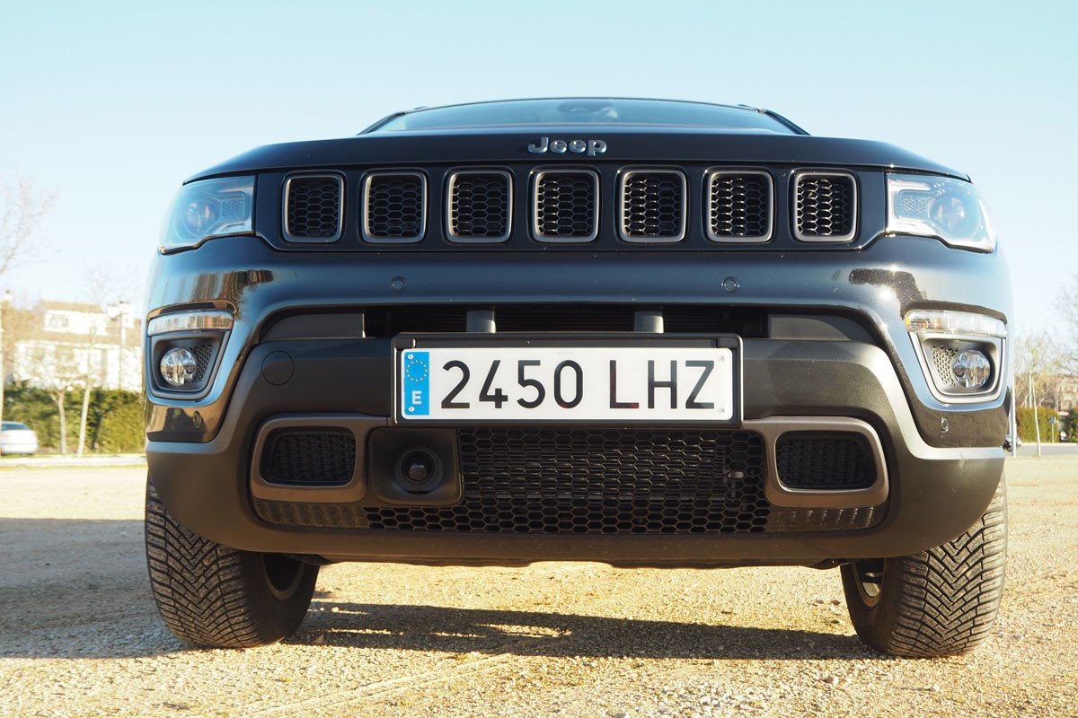 Prueba y opinión del Jeep Compass 4xe: el mejor fuera del asfalto e híbrido enchufable