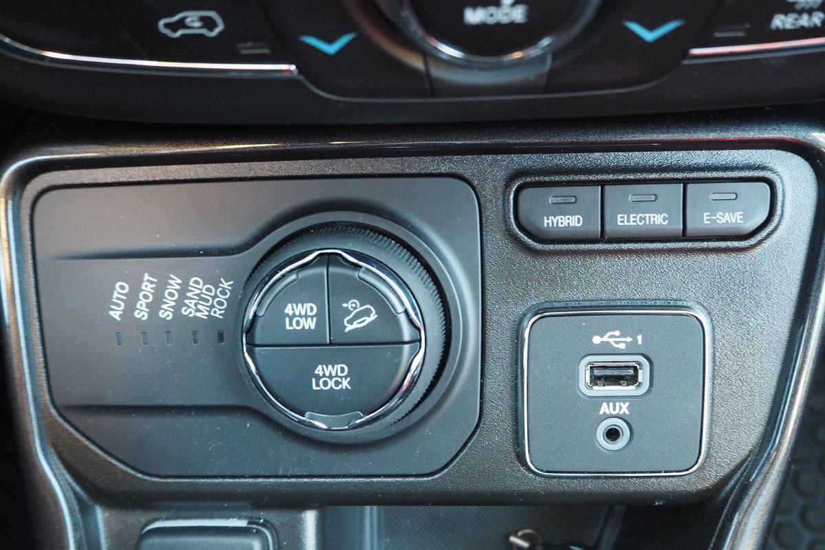 Prueba y opinión del Jeep Compass 4xe: el mejor fuera del asfalto e híbrido enchufable