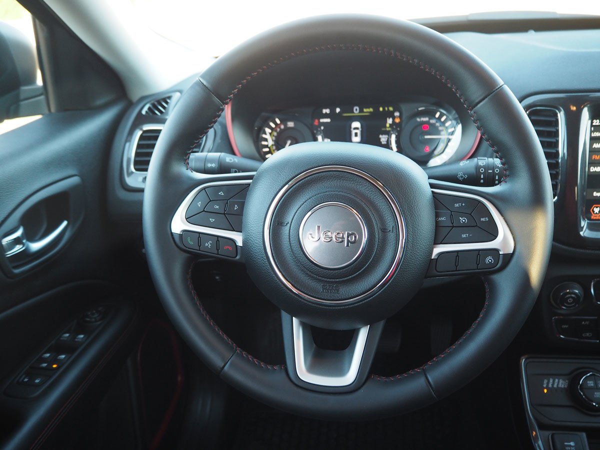 Prueba y opinión del Jeep Compass 4xe: el mejor fuera del asfalto e híbrido enchufable