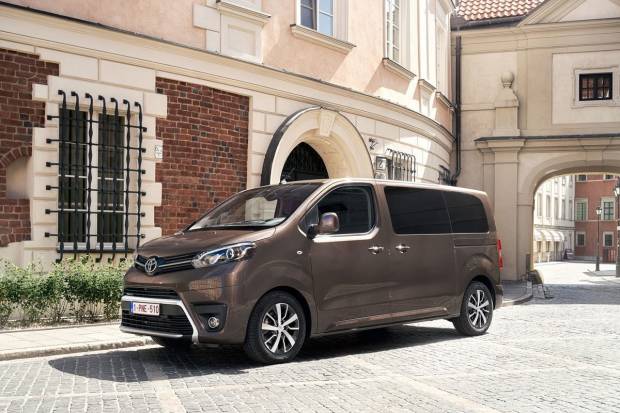 Prueba Toyota Proace Verso, la versión de pasajeros ya está aquí