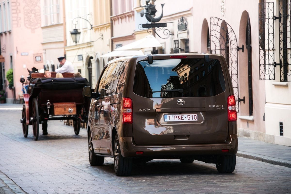 Prueba Toyota Proace Verso, la versión de pasajeros ya está aquí