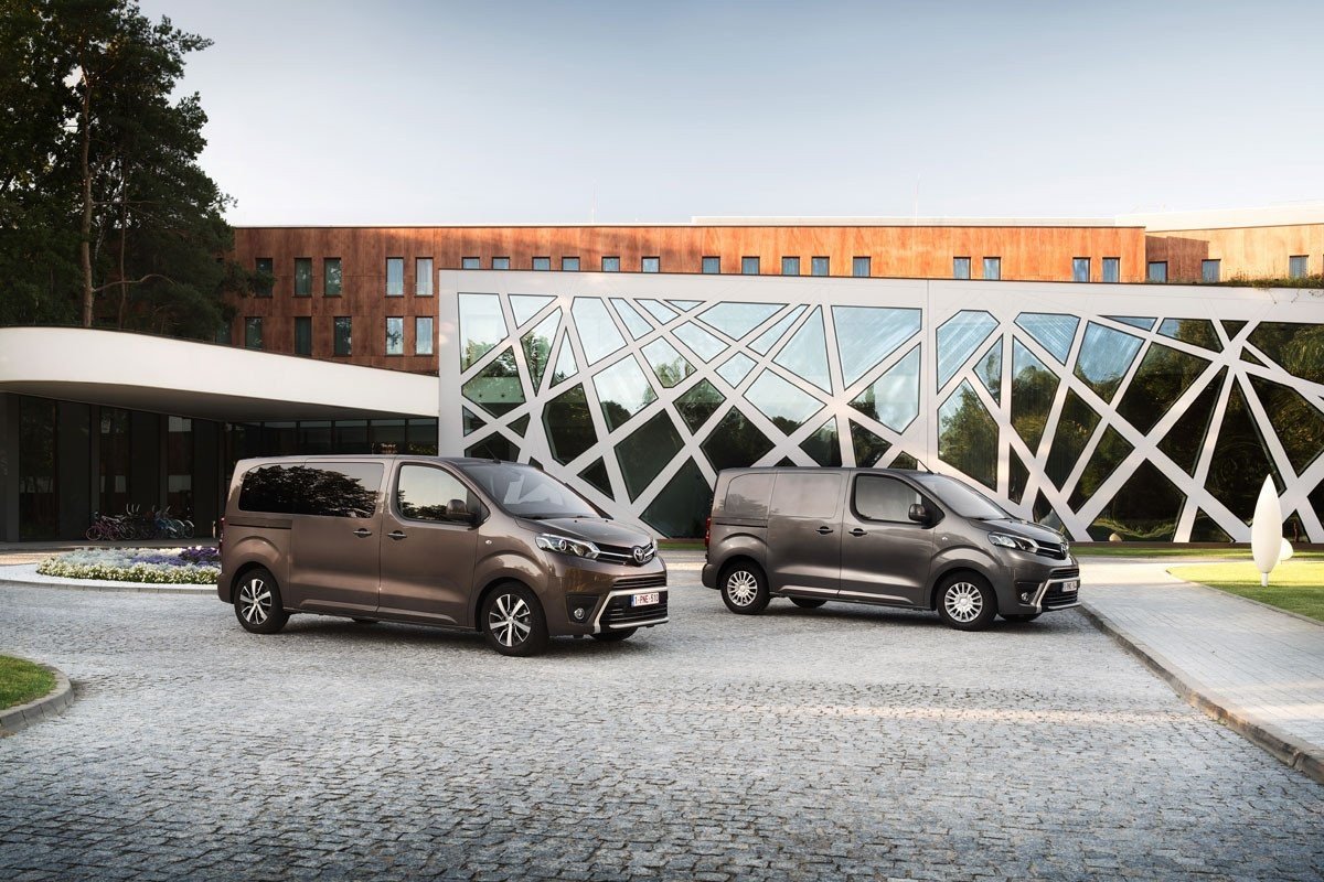 Prueba Toyota Proace Verso, la versión de pasajeros ya está aquí