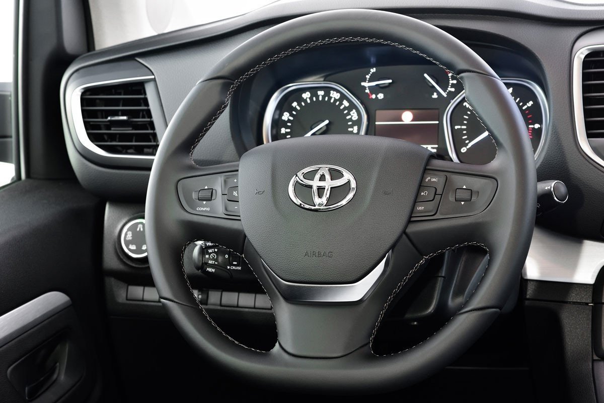 Prueba Toyota Proace Verso, la versión de pasajeros ya está aquí