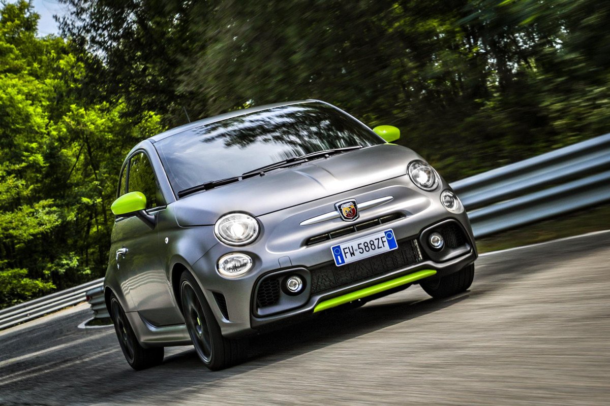 El Abarth 595 Pista se actualiza con más potencia