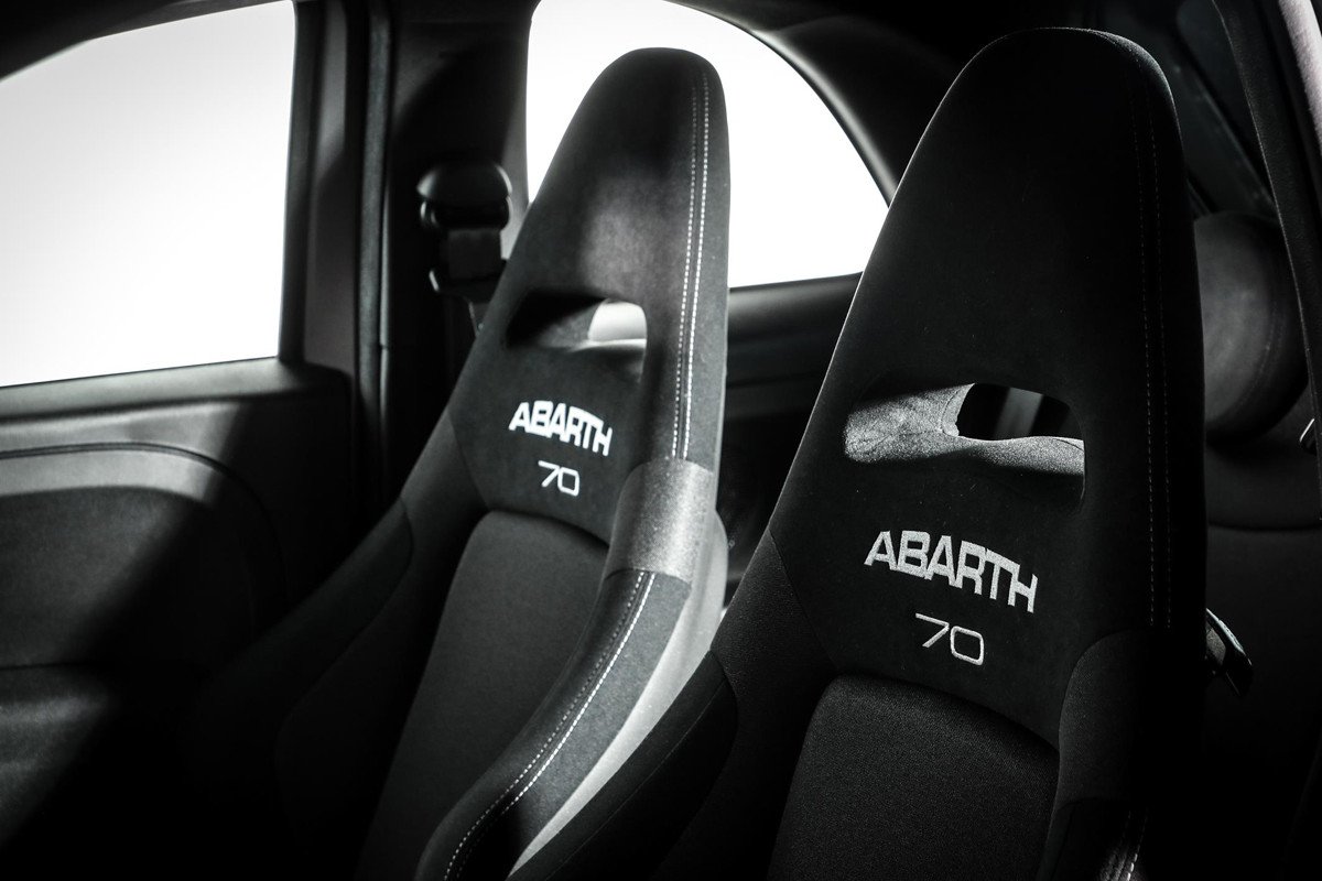 El Abarth 595 Pista se actualiza con más potencia