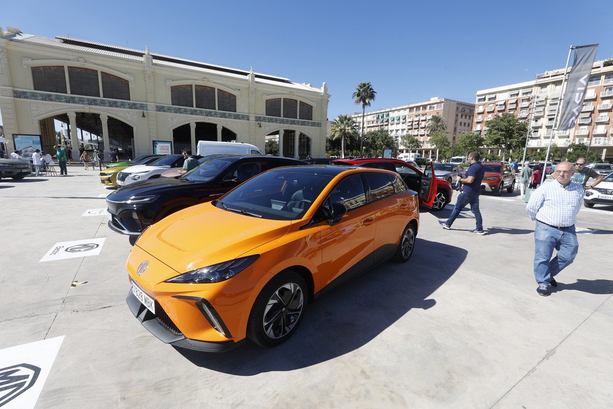 Descuentos de hasta 6.000 euros en la Feria Ecomov 2023 de coches eléctricos en Valencia