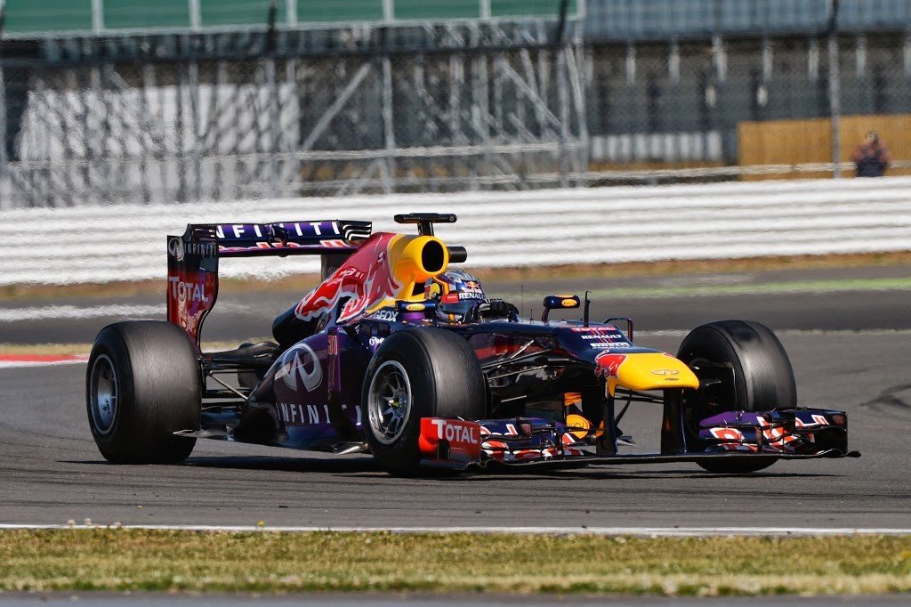 Fórmula 1 2013: Carlos Sainz Jr. deslumbra en su debut en la Fórmula 1