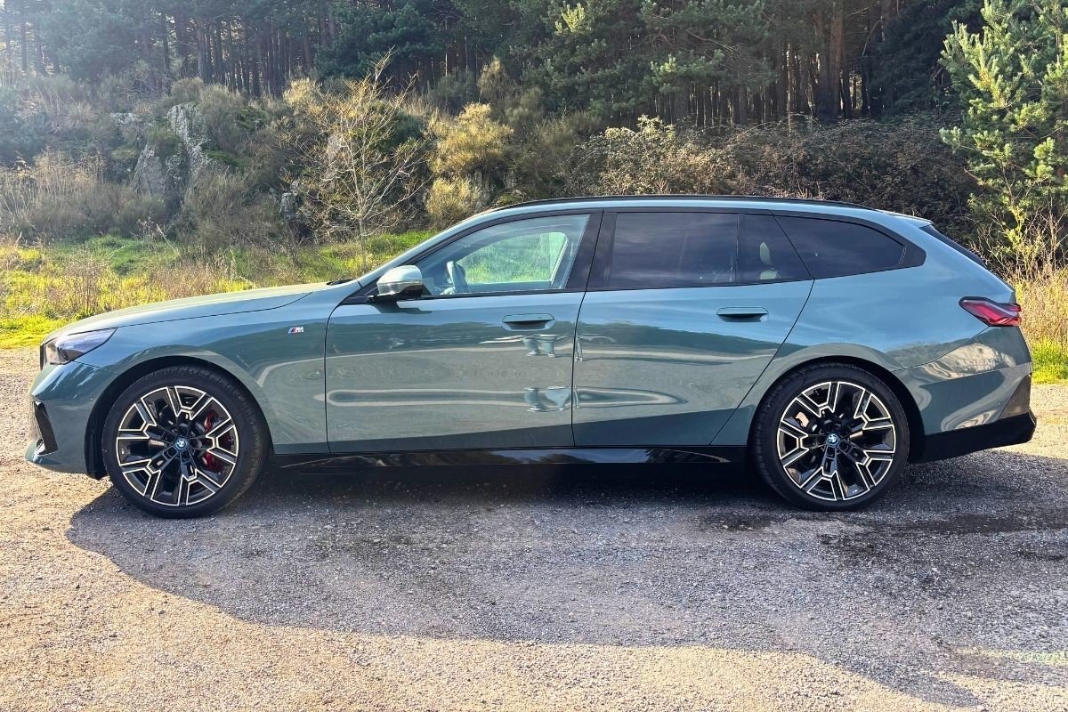 BMW i5 Touring