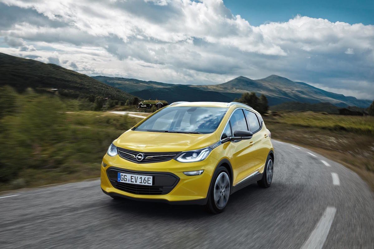 El coche elécrico Opel Ampera-E anuncia 400 km de autonomía