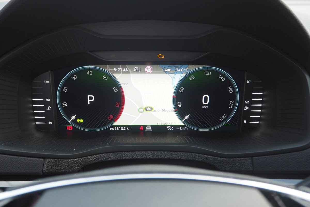 Prueba y opinión del Skoda Karoq: precio, interior y acabado Sportline