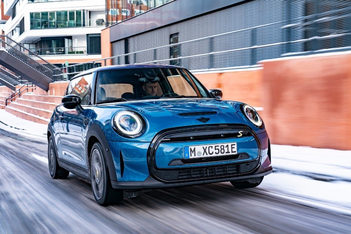 Ya están los precios de los Mini de tres y cinco puertas, además del cabrio