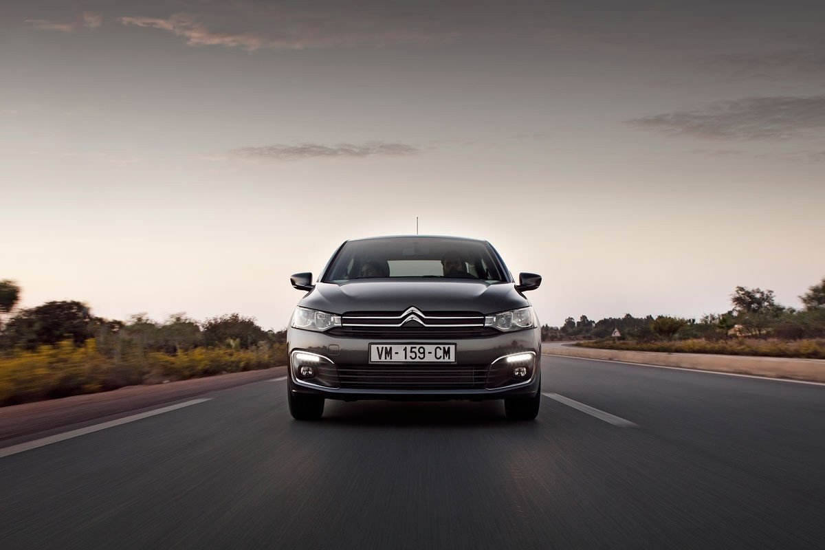 Nuevo Citroën C-Elysée, renovado por dentro y por fuera