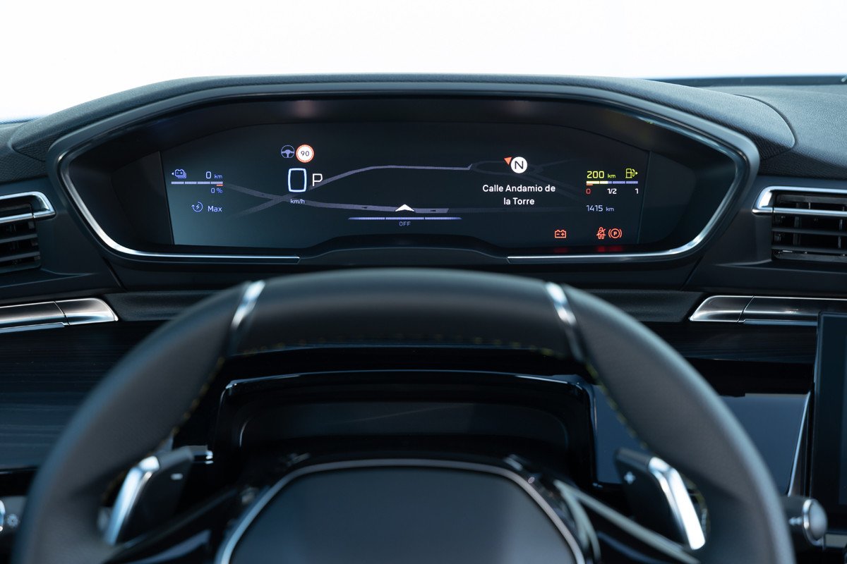 Prueba Peugeot 508 PSE: deportividad híbrida a la francesa