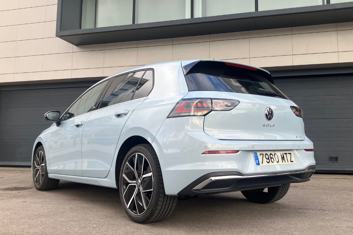 Volkswagen Golf PHEV