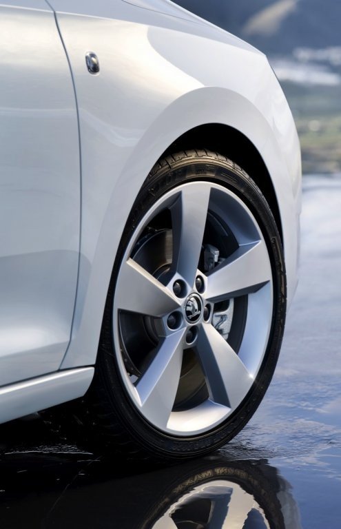 Skoda Rapid: precios y equipamiento del rival del Toledo