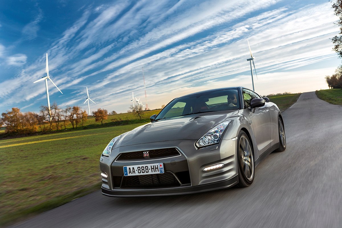 Prueba de la gama deportiva Nissan Nismo