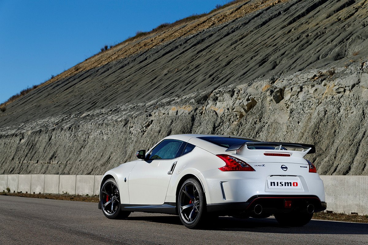 Prueba de la gama deportiva Nissan Nismo
