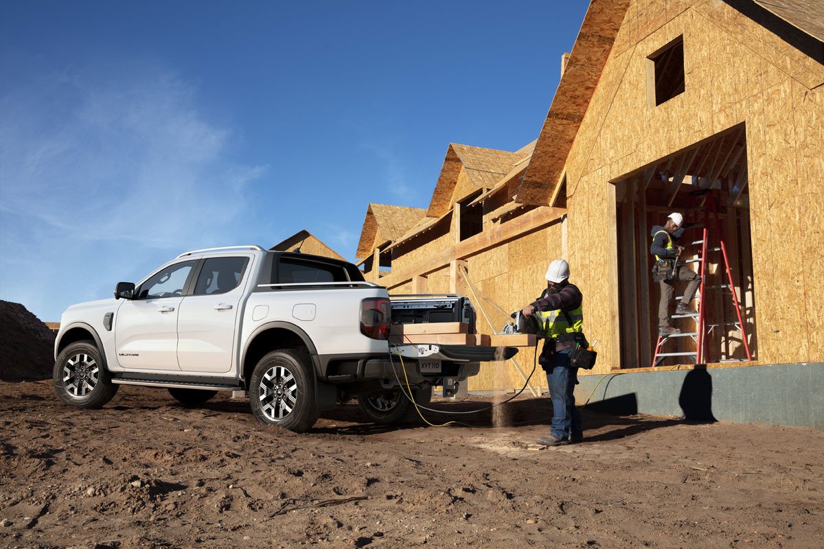 El Ford Ranger se vuelve híbrido enchufable, aunque no llegará hasta 2025