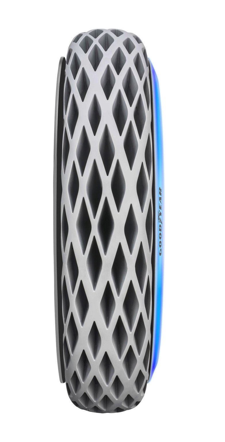 Goodyear Oxygene, el neumático con plantas en su interior