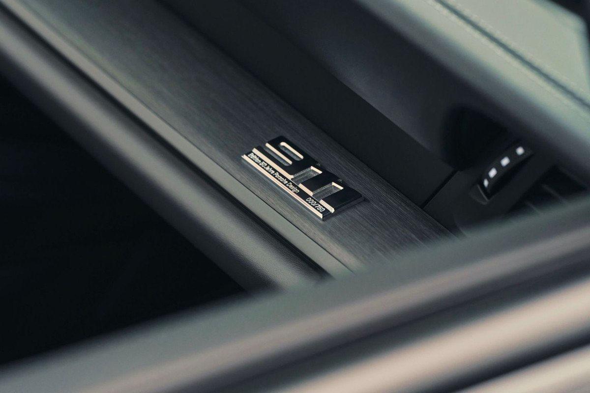 El centro Porsche Design celebra su 50 aniversario creando un 911 muy especial