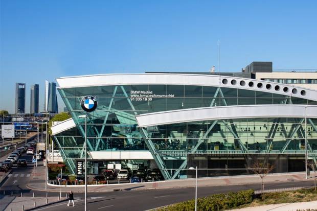 BMW abre sus concesionarios: altas medidas de seguridad contra el COVID-19