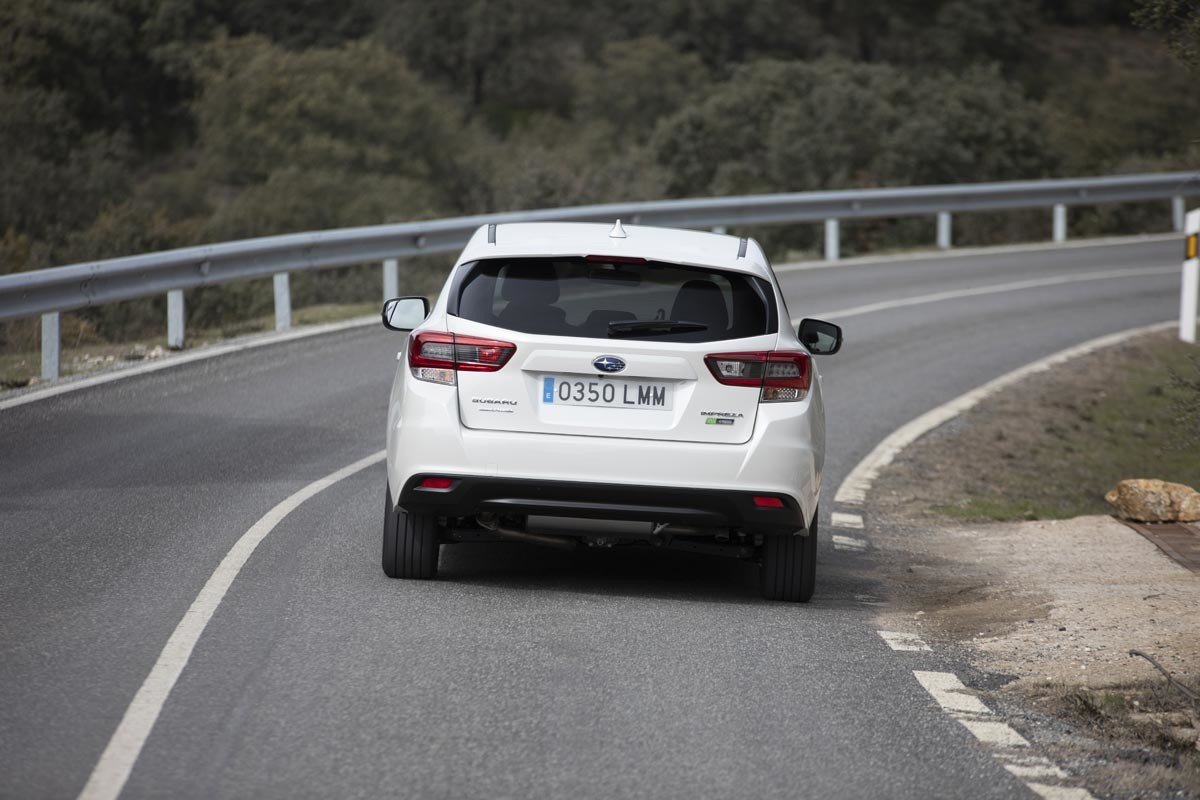 Prueba Subaru Impreza Eco Hybrid: más potencia y con etiqueta ECO