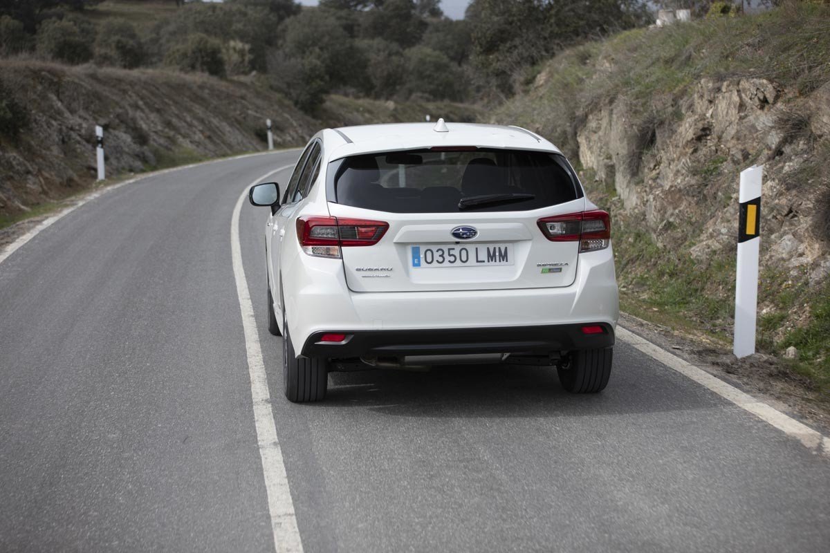 Prueba Subaru Impreza Eco Hybrid: más potencia y con etiqueta ECO