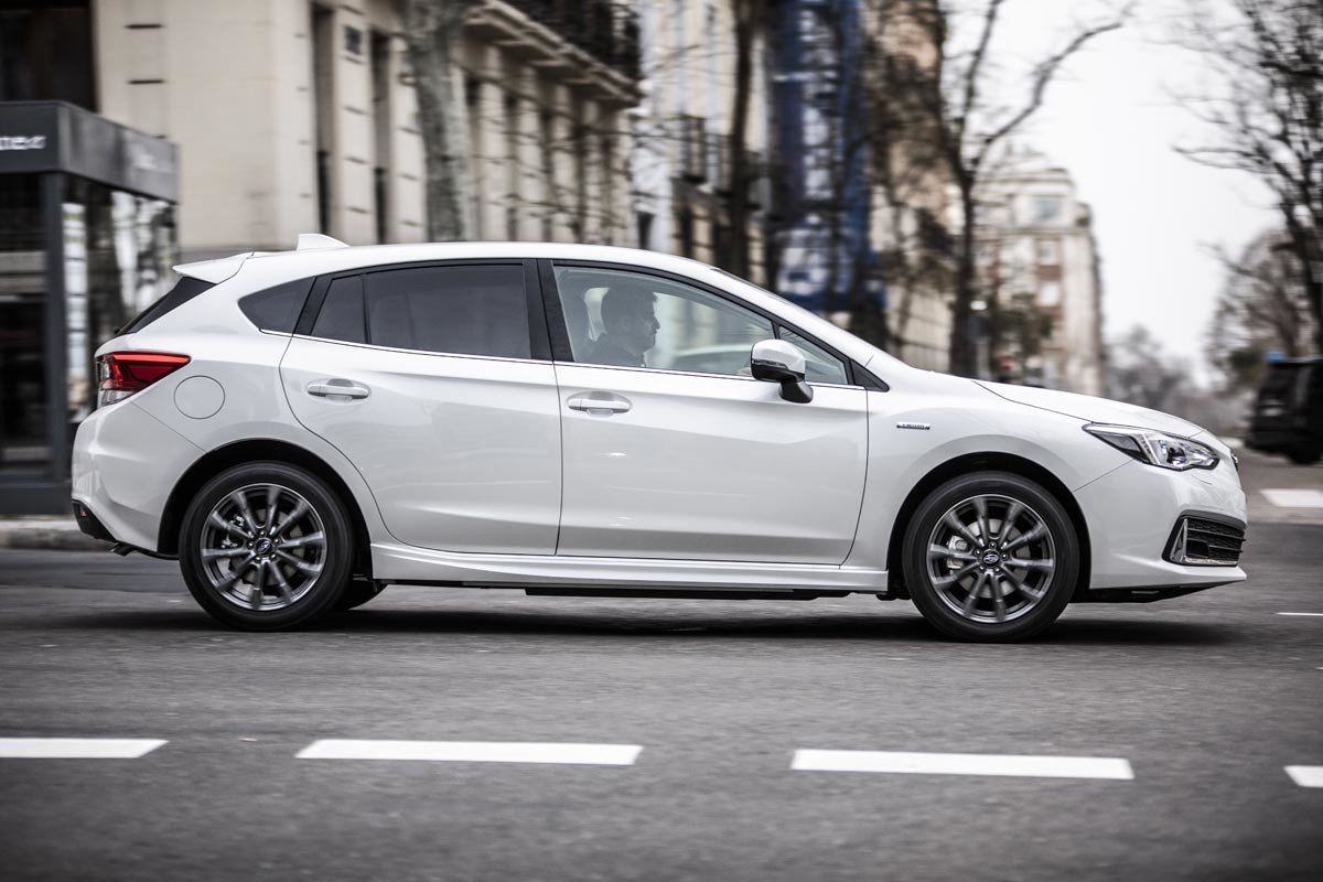 Prueba Subaru Impreza Eco Hybrid: más potencia y con etiqueta ECO