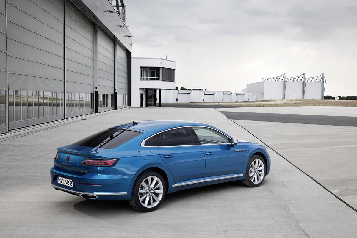 Nuevo Volkswagen Arteon eHybrid: dos carrocerías y más de 900 km de autonomía