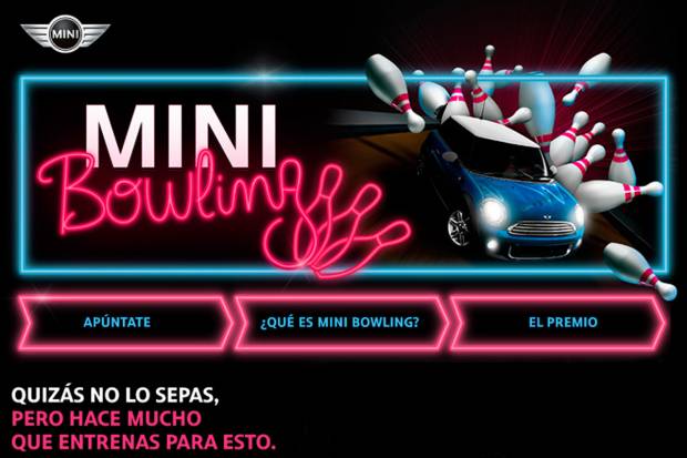 Cómo jugar a los bolos con un Mini 