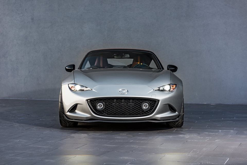 Mazda presenta los MX-5 Spyder y MX-5 Speedster en el SEMA Show