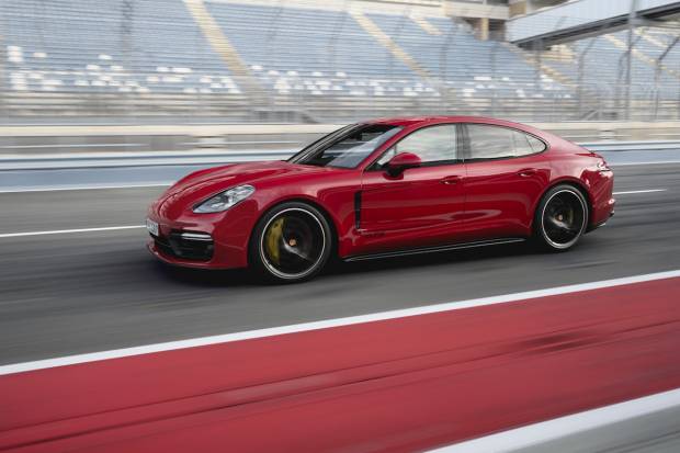 Nuevo Porsche Panamera GTS, V8 biturbo de 460 CV