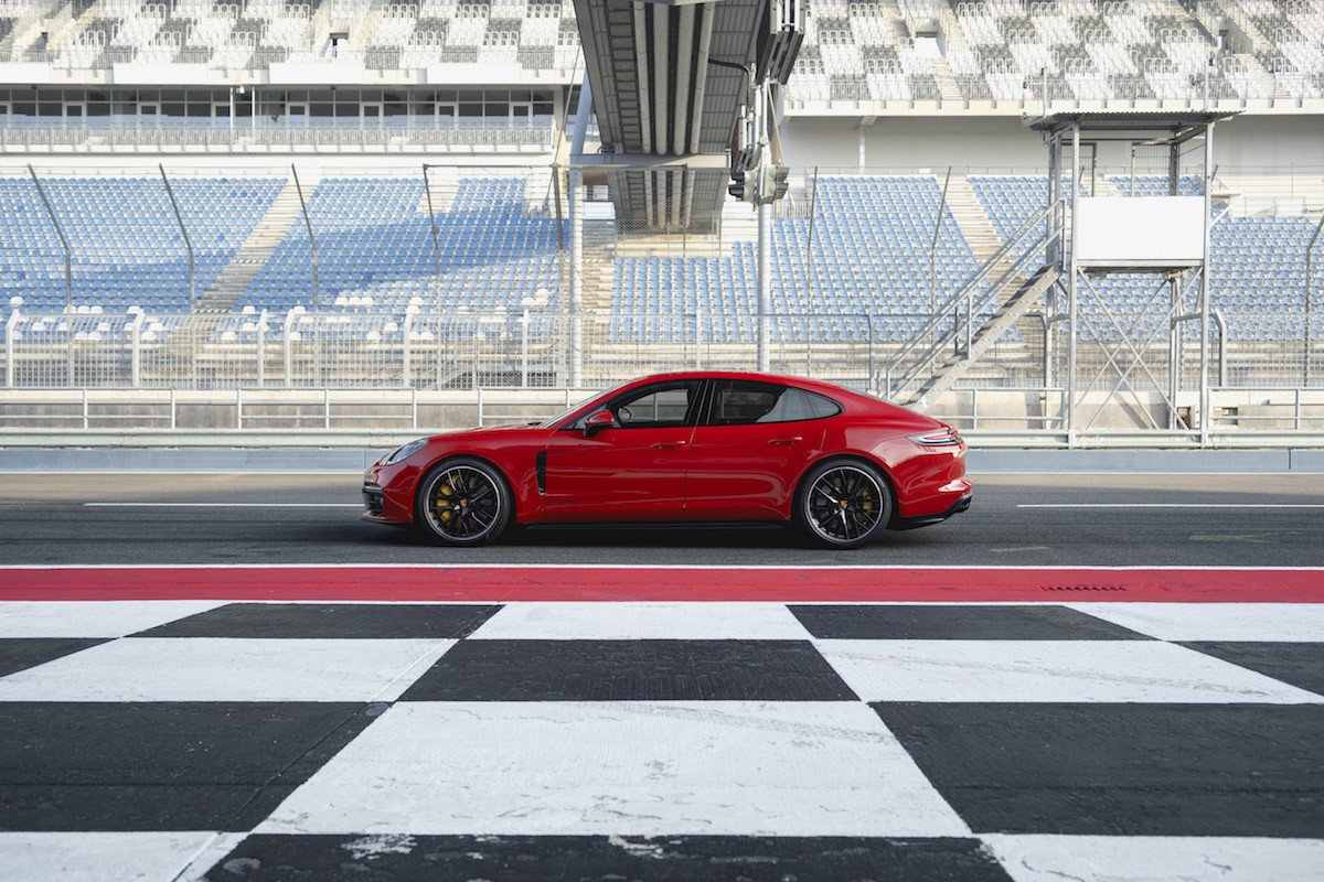 Nuevo Porsche Panamera GTS, V8 biturbo de 460 CV