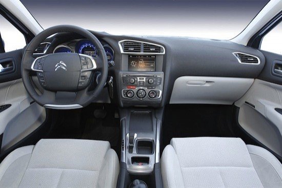 Prueba 10: Citroën C4 e-HDI 110 CMP