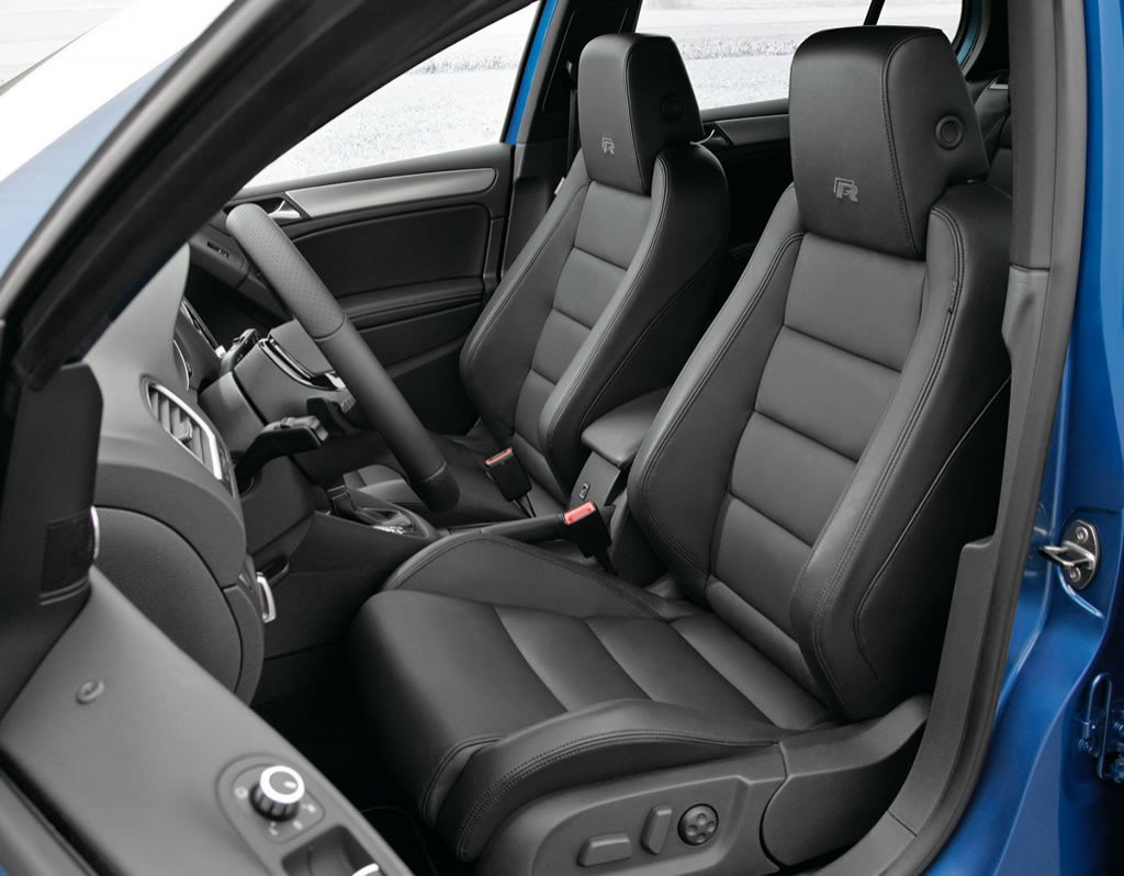 Volkswagen Golf R: El VW Golf con R de “Racing”