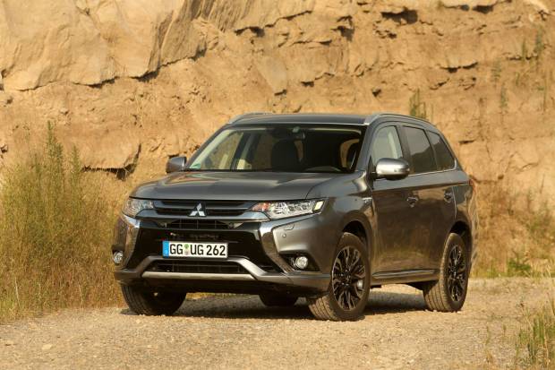 Nuevo Mitsubishi Outlander PHEV: renovación acertada