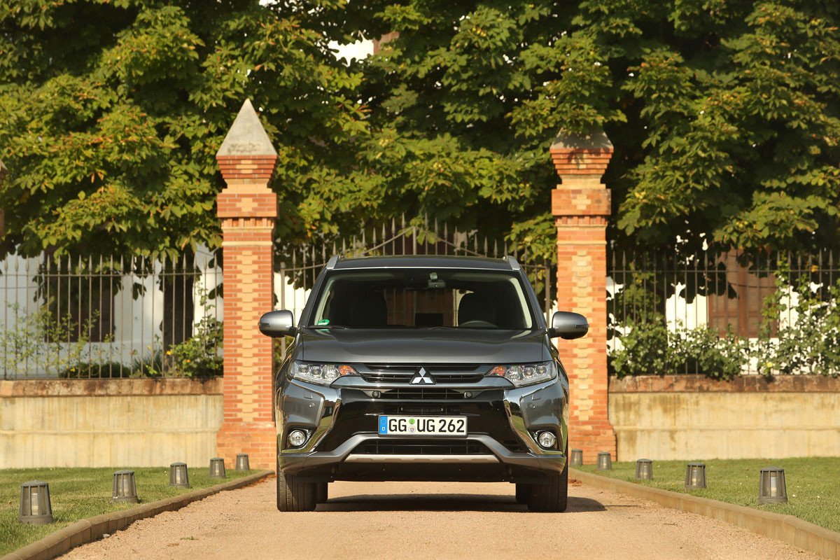 Nuevo Mitsubishi Outlander PHEV: renovación acertada