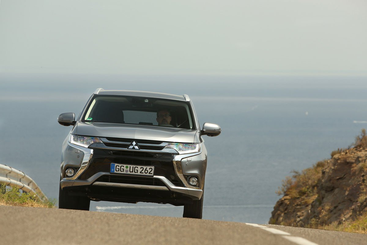 Nuevo Mitsubishi Outlander PHEV: renovación acertada