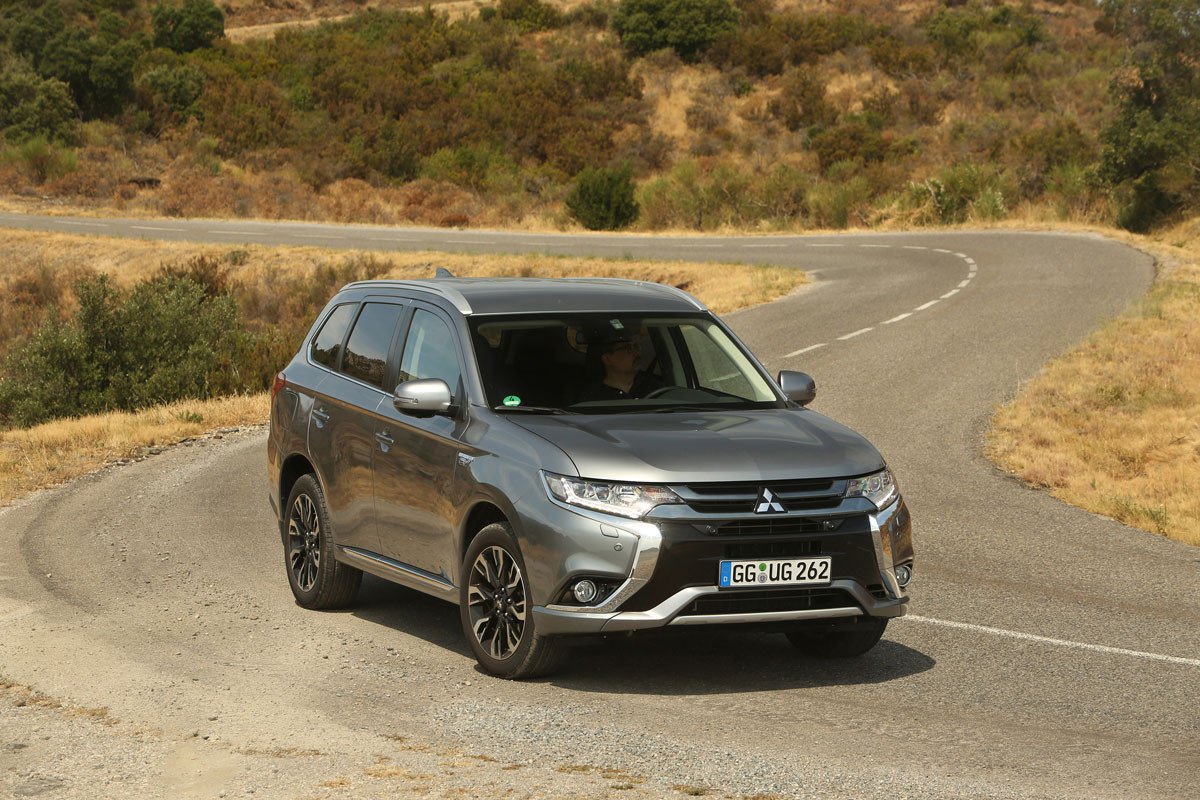 Nuevo Mitsubishi Outlander PHEV: renovación acertada