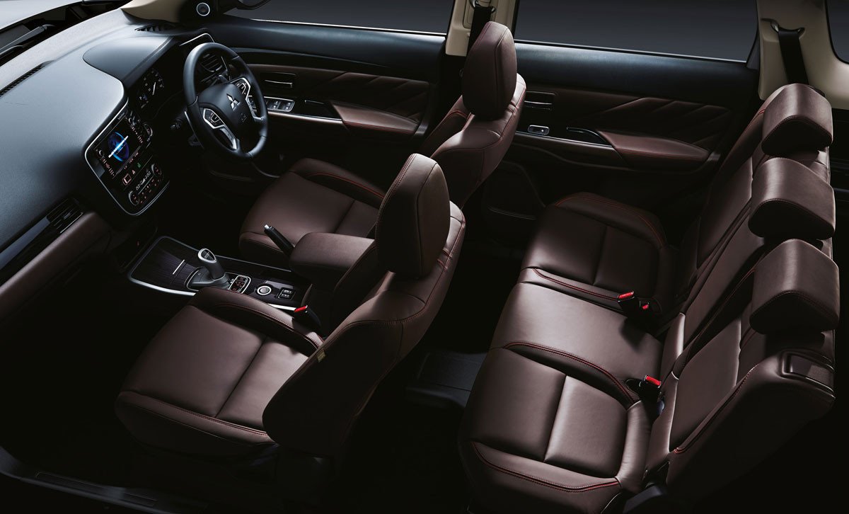 Nuevo Mitsubishi Outlander PHEV: renovación acertada