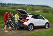Opel FlexFix: cómo llevar hasta cuatro bicis de forma cómoda y segura en el coche