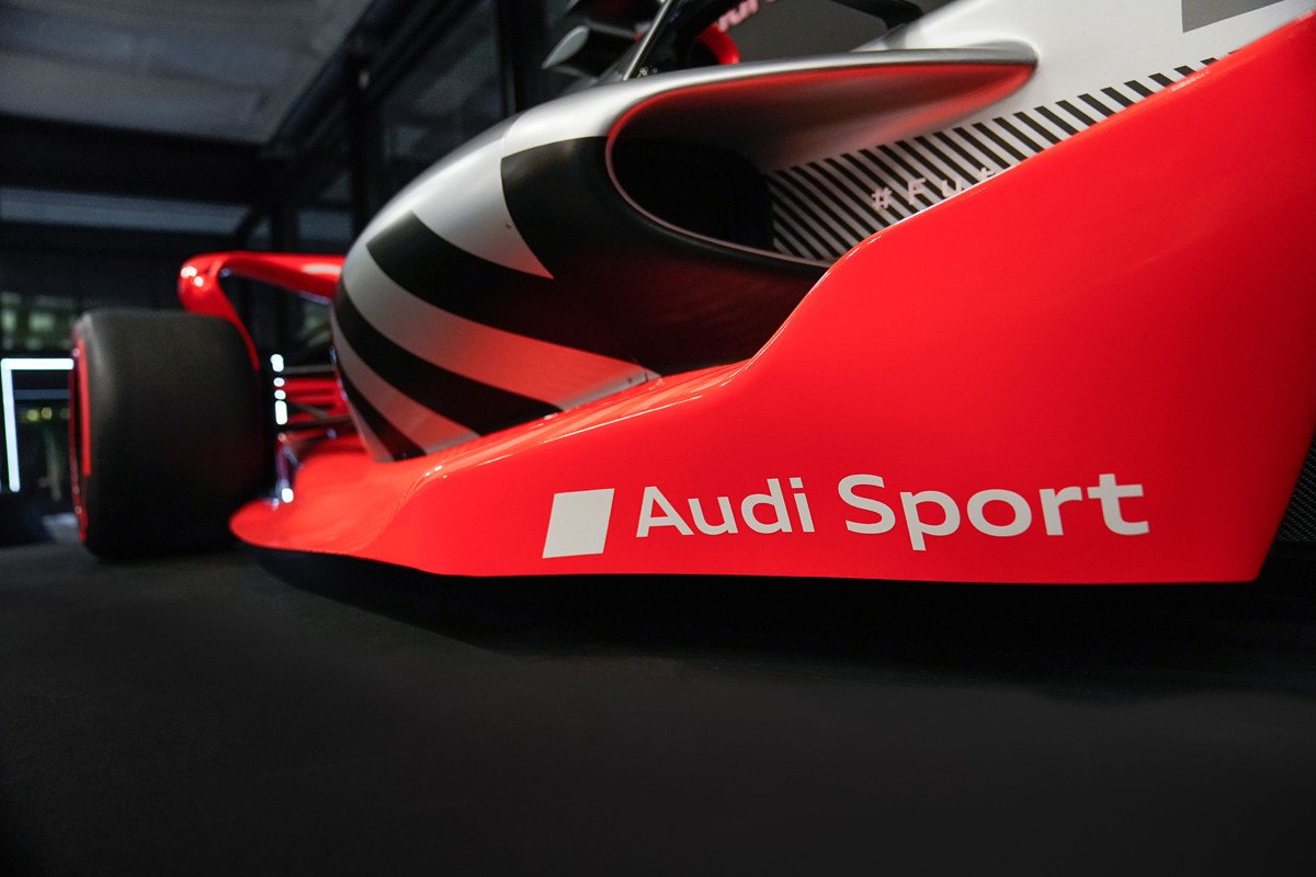 Audi presenta su proyecto de Fórmula 1 en Madrid, con Adam Baker como protagonista