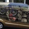 ¿Es legal llevar la bici dentro del coche?