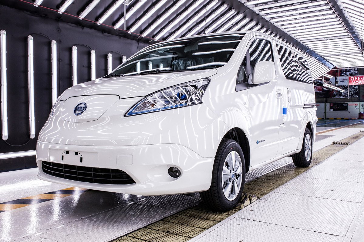 Nissan concluye su producción en Barcelona sin un futuro claro para sus plantas