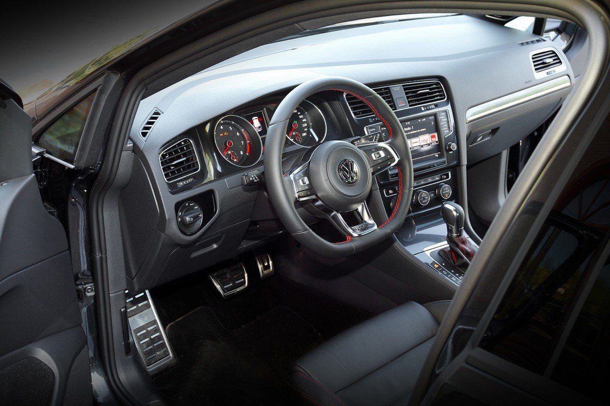 Prueba: Volkswagen Golf GTI Performance, el GTI definitivo