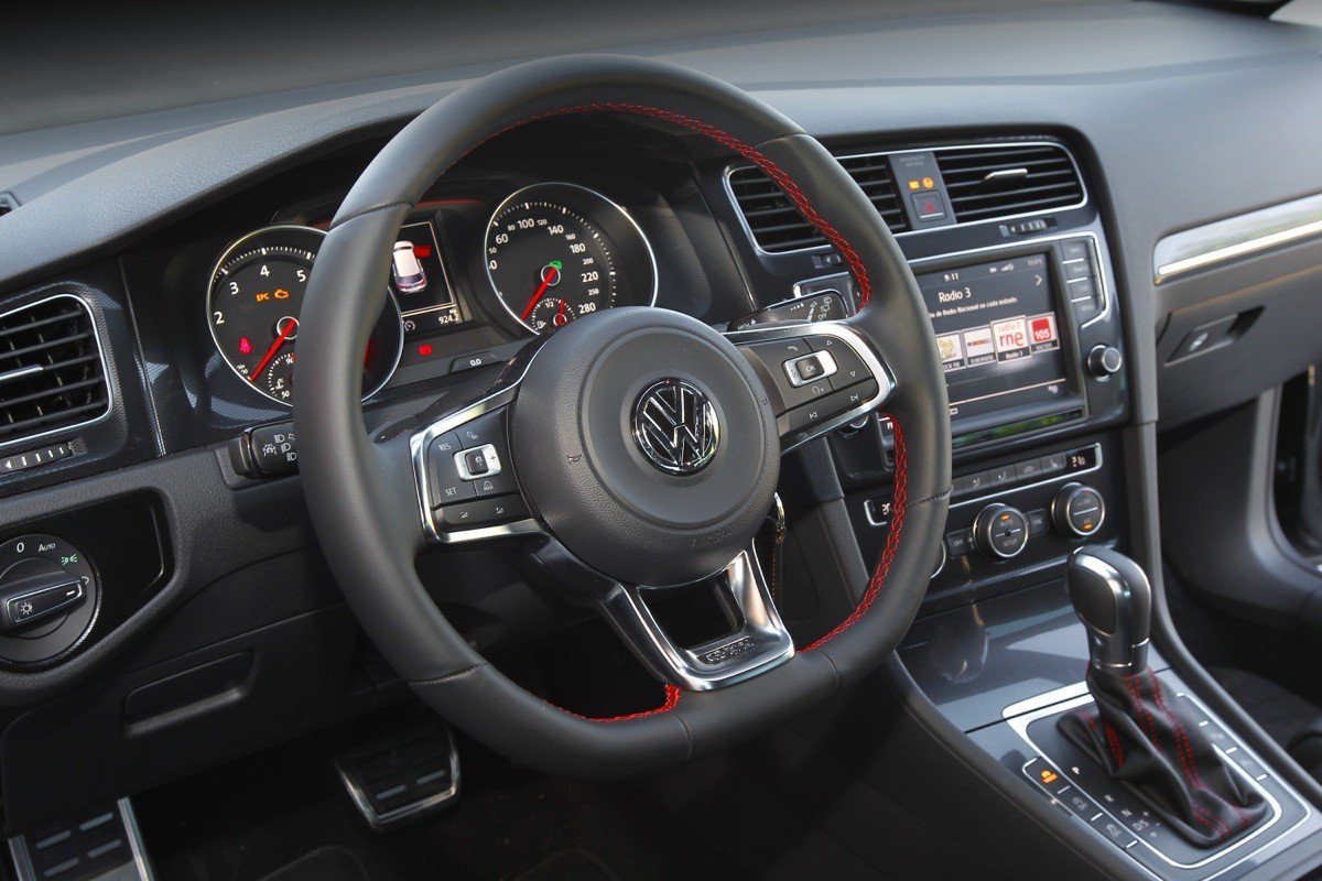 Prueba: Volkswagen Golf GTI Performance, el GTI definitivo