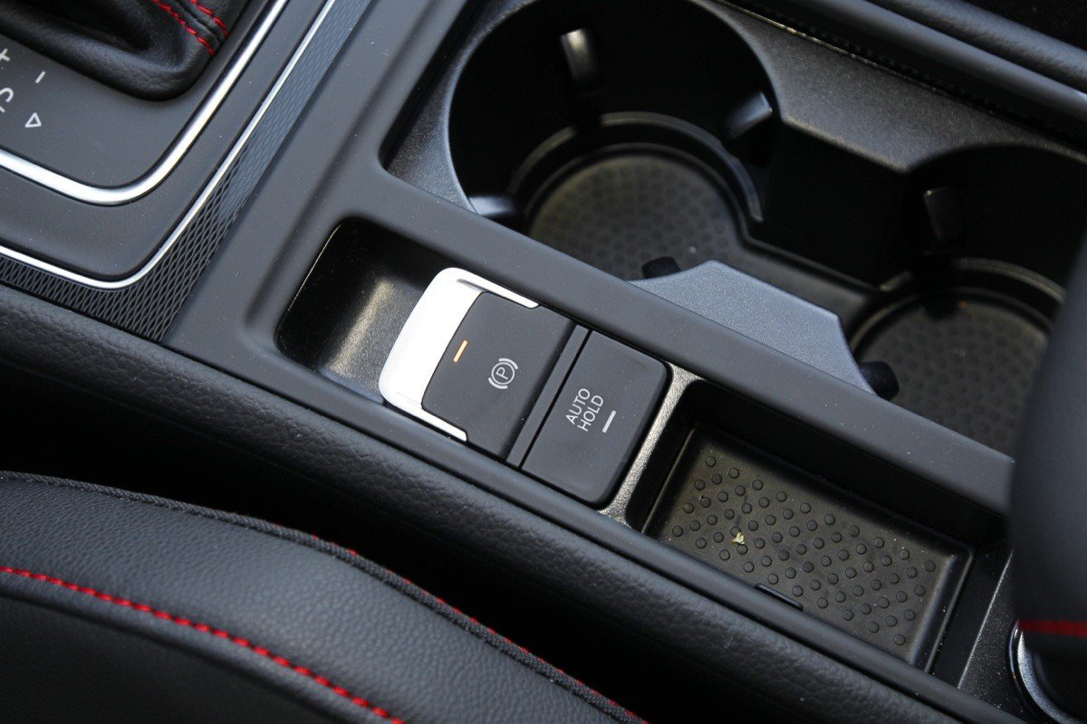 Prueba: Volkswagen Golf GTI Performance, el GTI definitivo