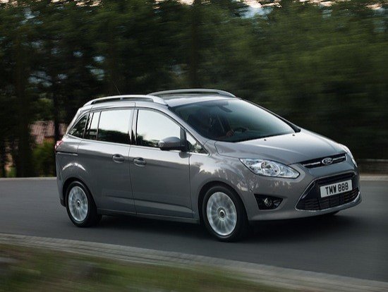 Prueba: Ford C-Max y Grand C-Max. El monovolumen compacto de mejor comportamiento.